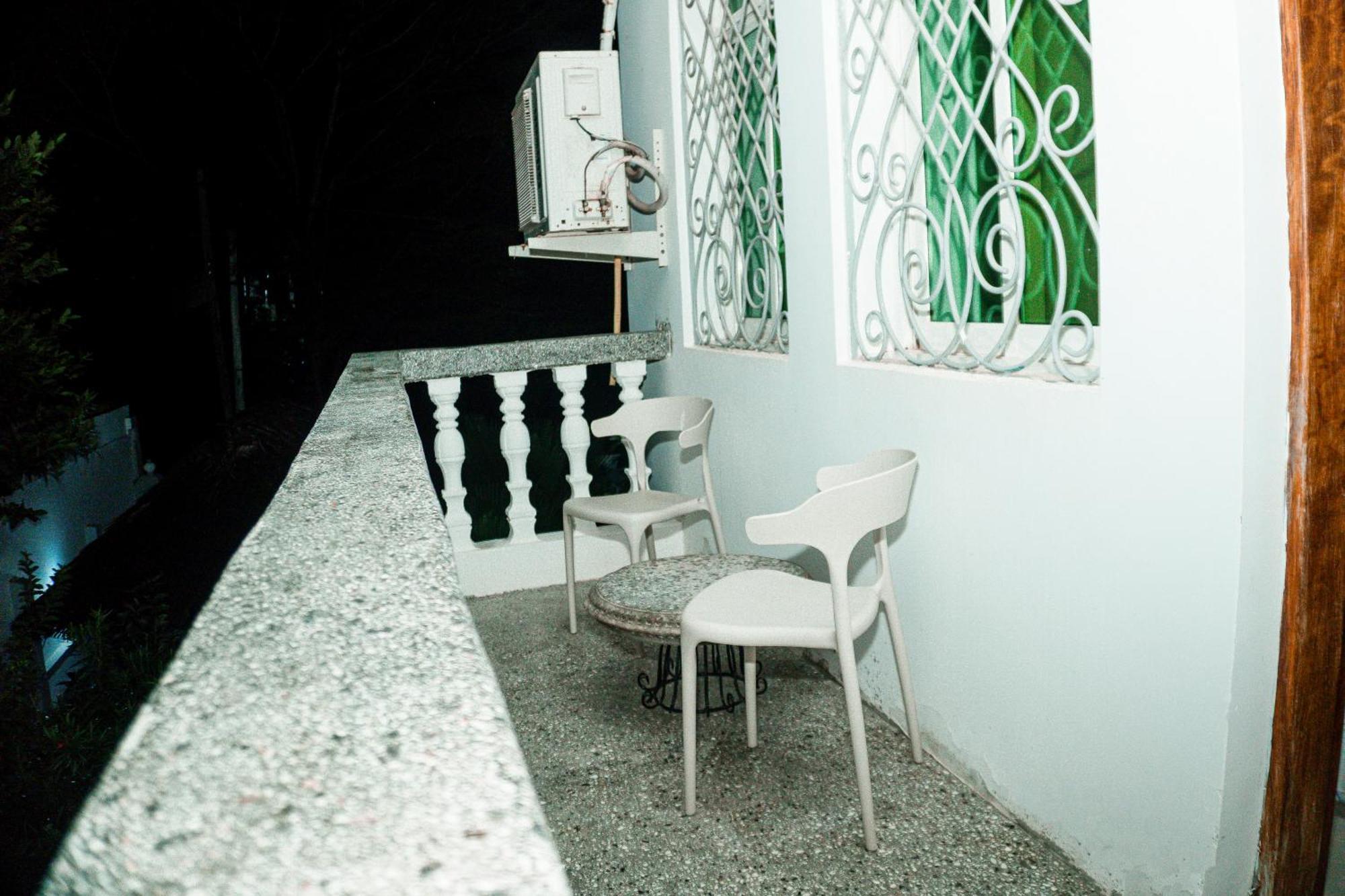 64 Zenj House Luxury Airport B&B Mbweni Exterior photo