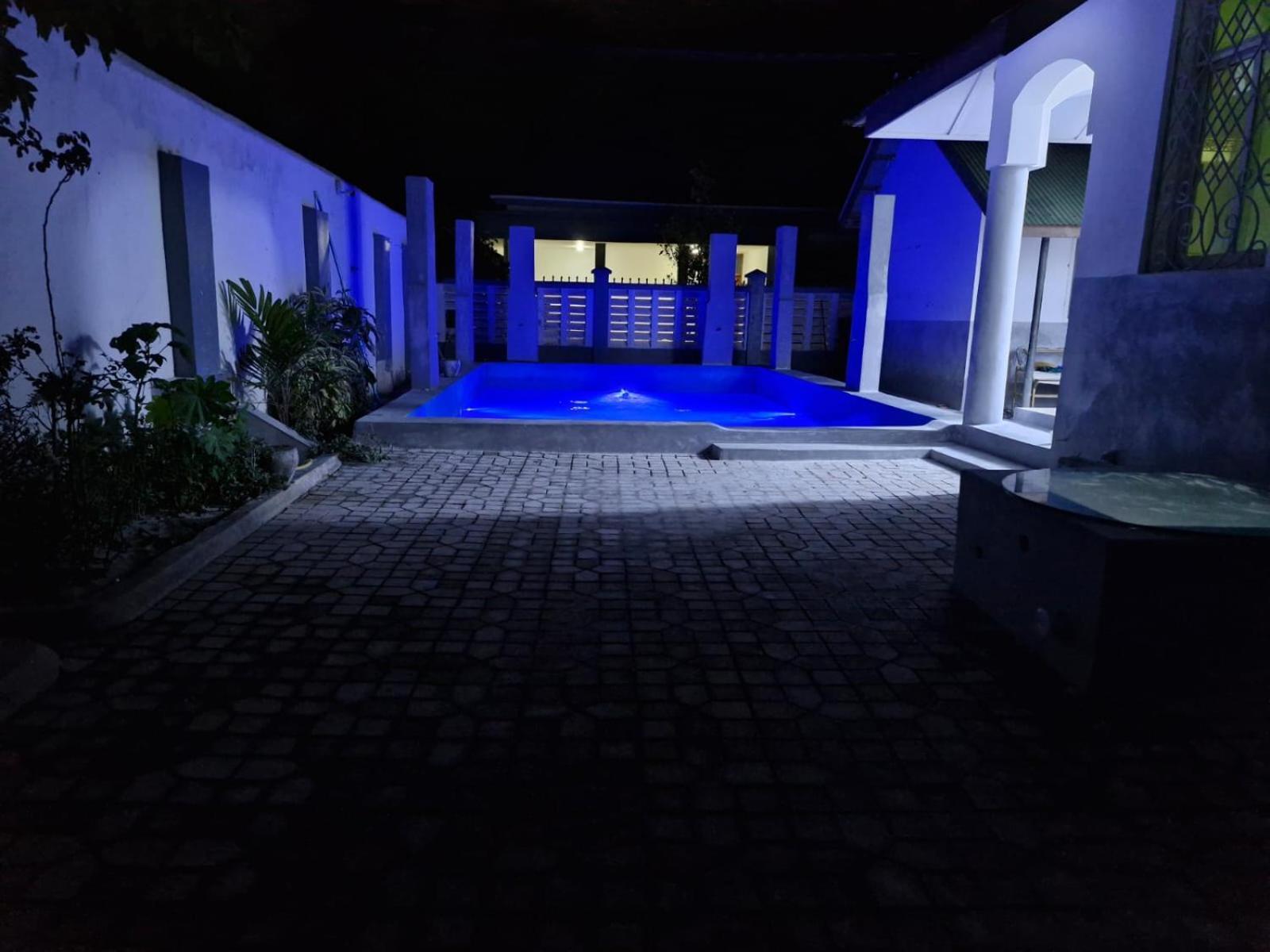 64 Zenj House Luxury Airport B&B Mbweni Exterior photo